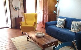 Oldtown Romantic Apartment