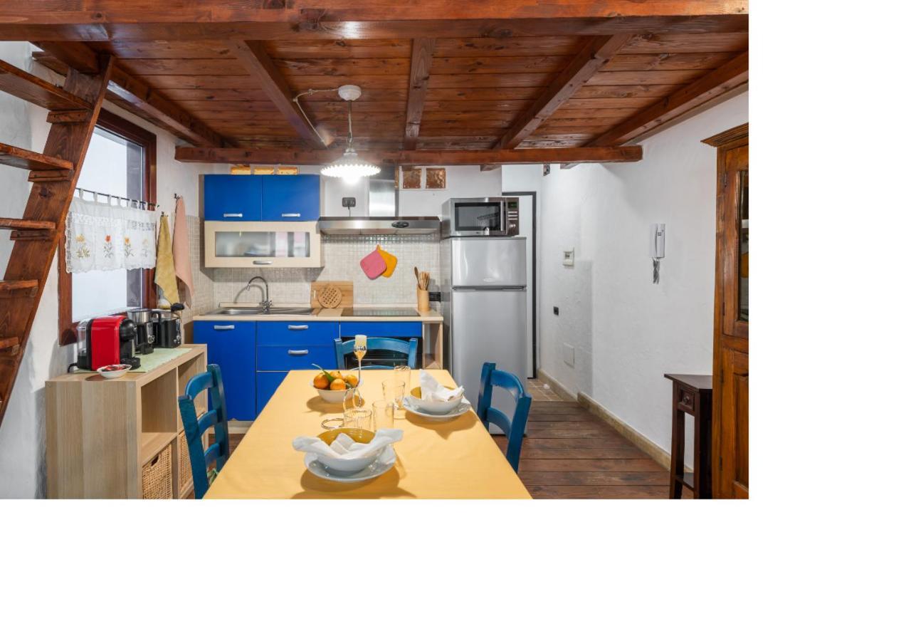 Oldtown Romantic Apartment Cagliari Zewnętrze zdjęcie