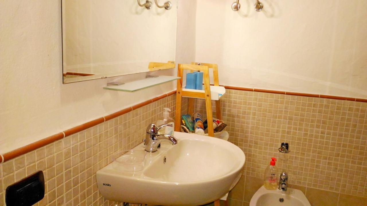 Oldtown Romantic Apartment Cagliari Zewnętrze zdjęcie